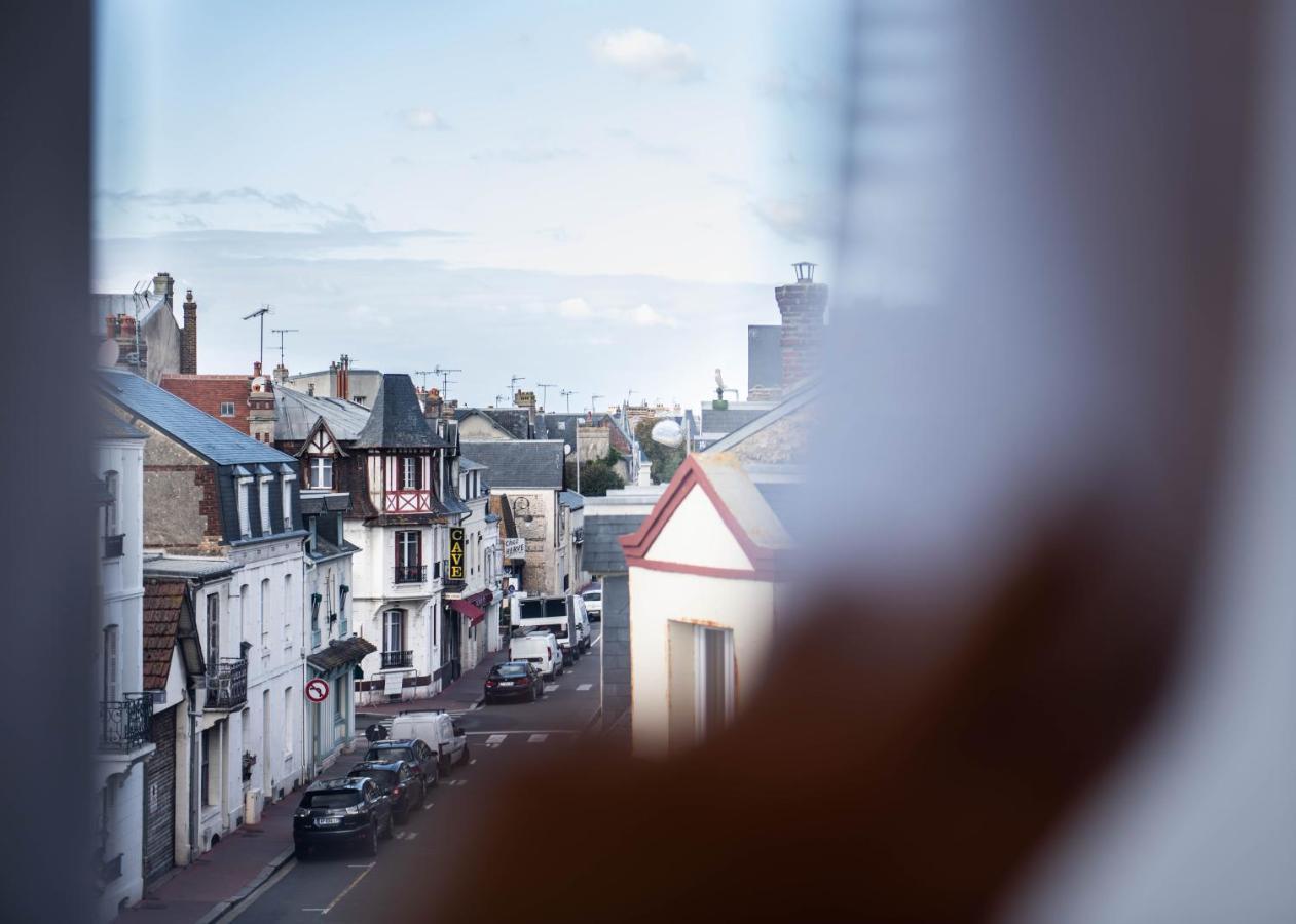 You Are Deauville Bagian luar foto