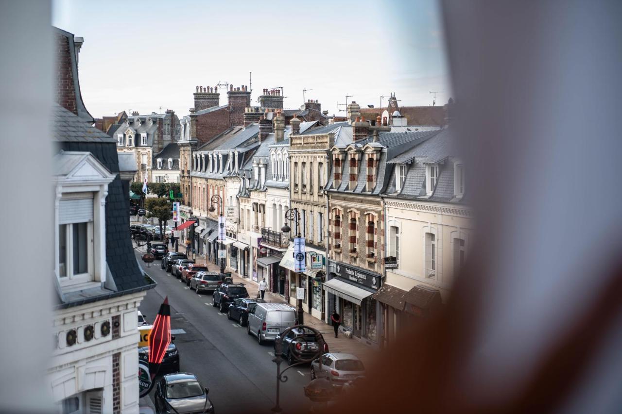 You Are Deauville Bagian luar foto